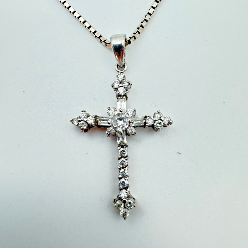 Cross Sterling Silver Necklace VTG Pendant Cubic Zirconia Religious Jewelry Clas